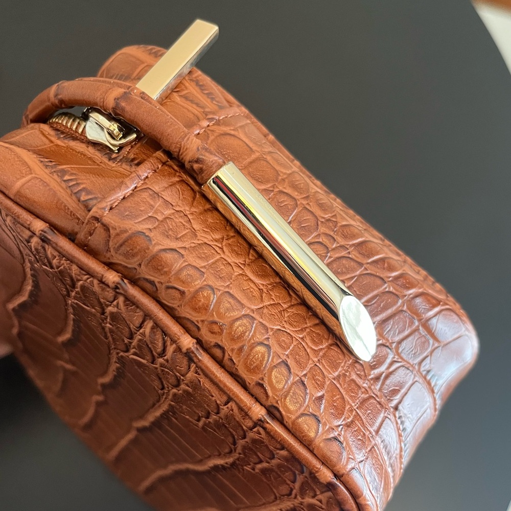 Zara Tan Faux Crocodile-Embossed Crossbody Bag - Picture 3 of 5